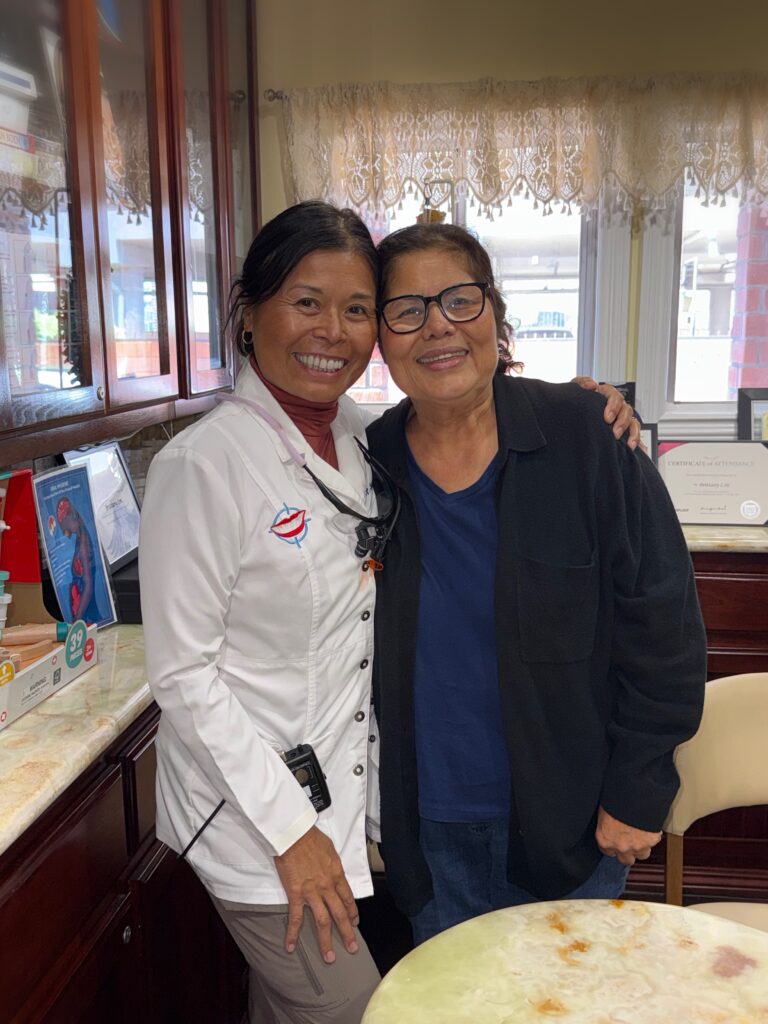 Health is Wealth! La Salud es Riqueza!